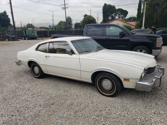 Mercury Comet 1976 image number 1