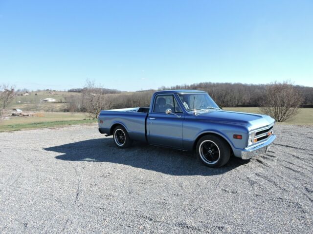 Chevrolet C-10 1968 image number 0