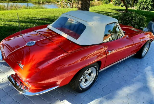 Chevrolet Corvette 1963 image number 19