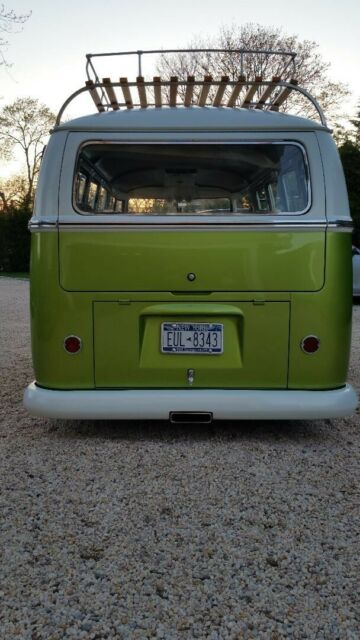 Volkswagen Bus/Vanagon 1966 image number 13