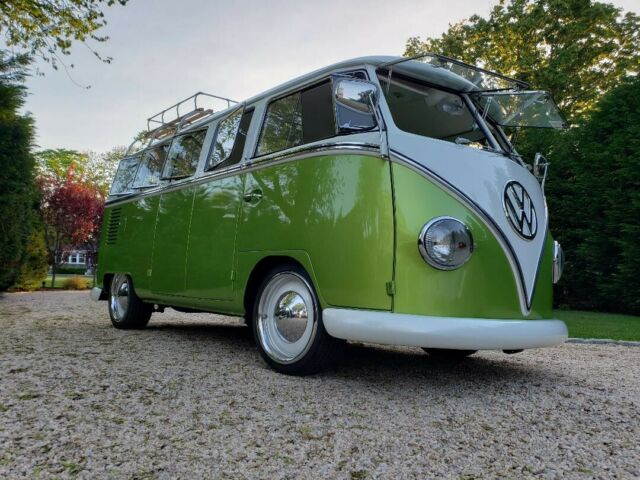 Volkswagen Bus/Vanagon 1966 image number 21