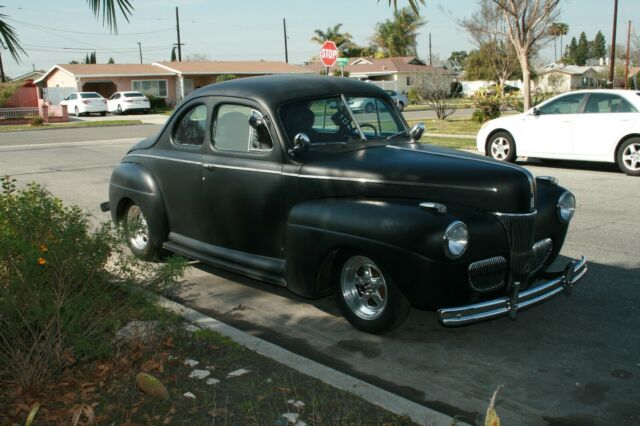 Ford Super Deluxe 1941 image number 17