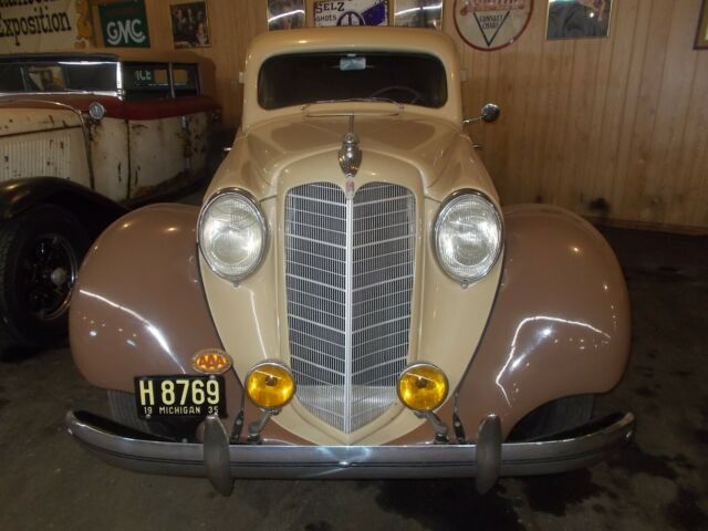 Hupmobile Model-D 1935 image number 1