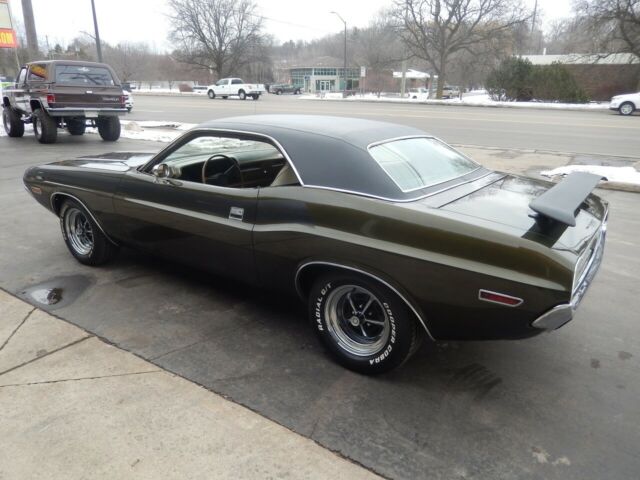 Dodge Challenger 1971 image number 15