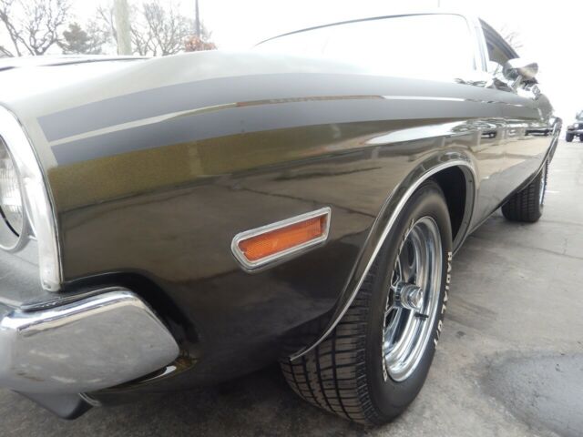 Dodge Challenger 1971 image number 27