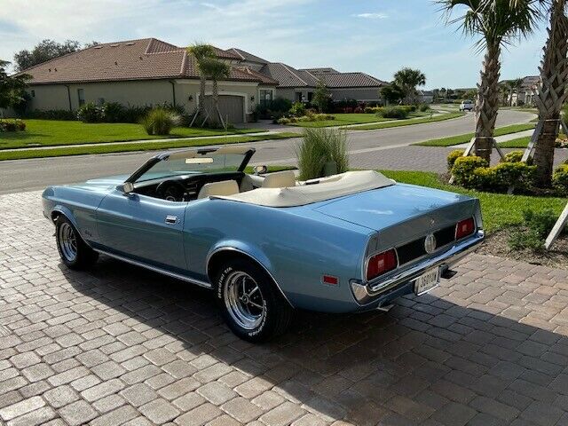 Ford Mustang 1972 image number 15