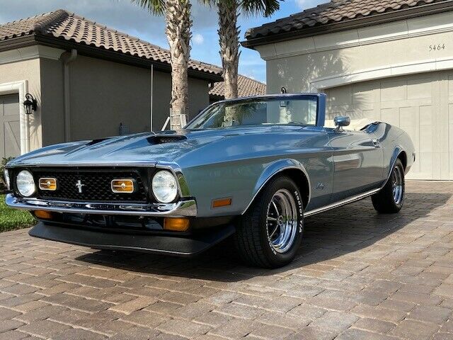 Ford Mustang 1972 image number 18