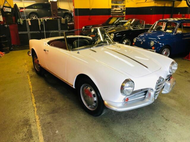 Alfa Romeo Giulietta 1958 image number 26