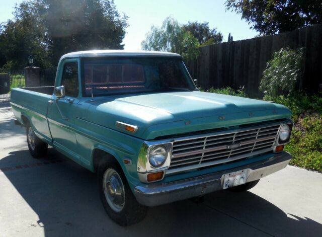 Ford F-250 1969 image number 1