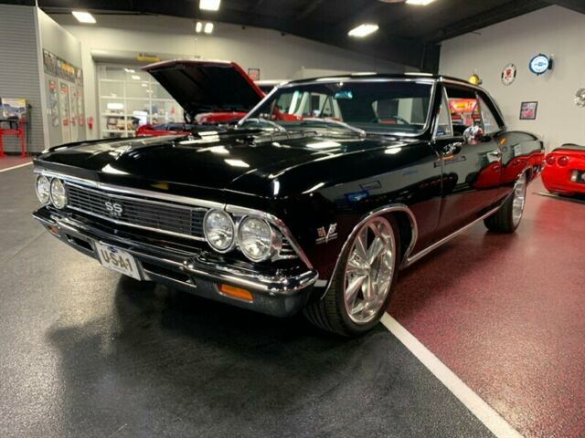 Chevrolet Chevelle 1966 image number 0