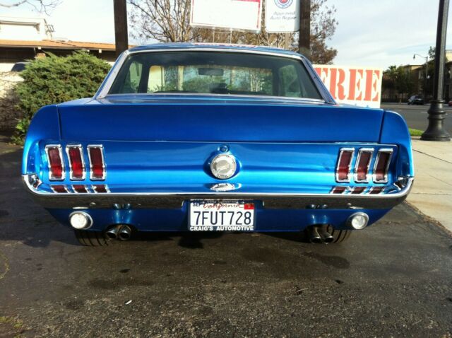 Ford Mustang 1967 image number 22