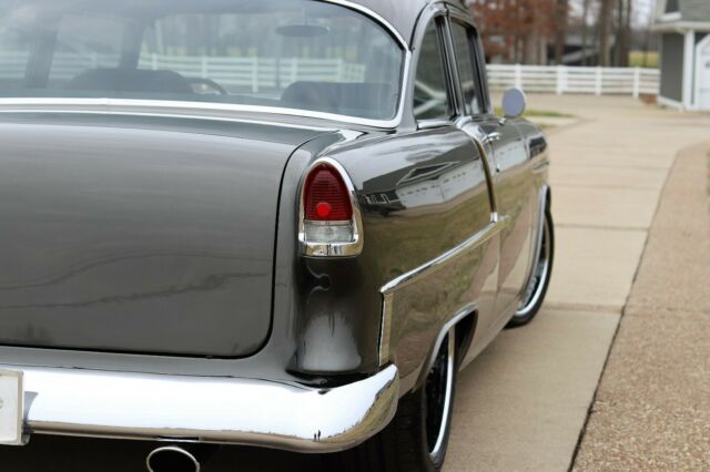 Chevrolet Bel Air/150/210 1955 image number 33