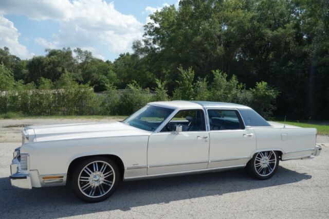 Lincoln Continental 1978 image number 25