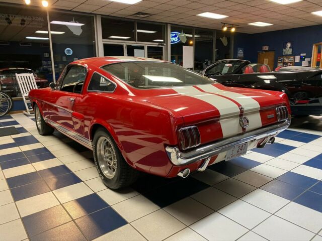 Ford Mustang 1965 image number 2