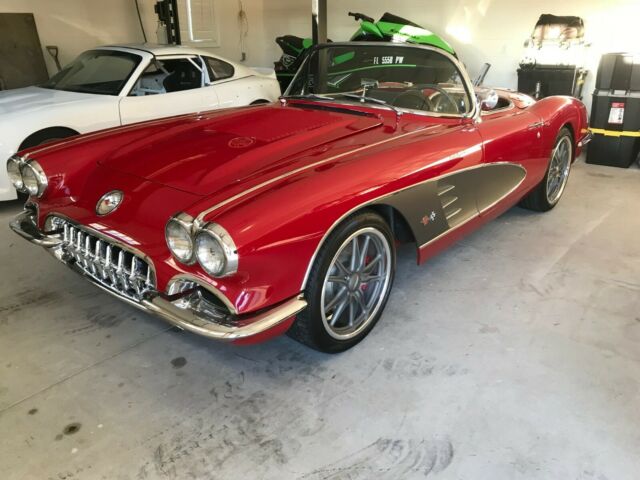 Chevrolet Corvette 1958 image number 0