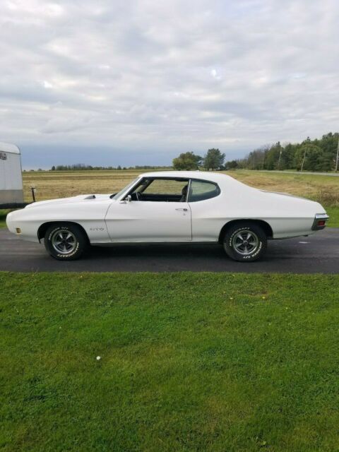 Pontiac GTO 1970 image number 22