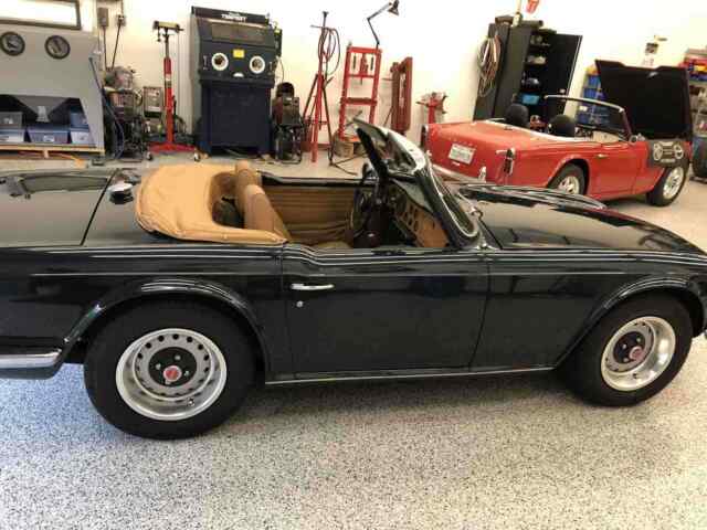 Triumph TR6 1970 image number 22