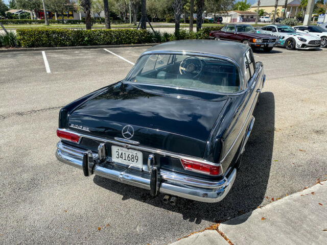 Mercedes-Benz 300-Series 1963 image number 3