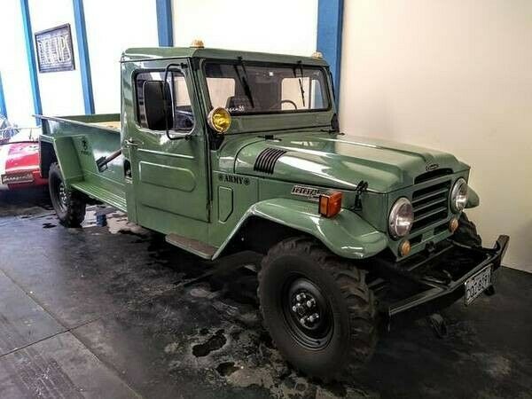 Toyota Land Cruiser 1964 image number 13