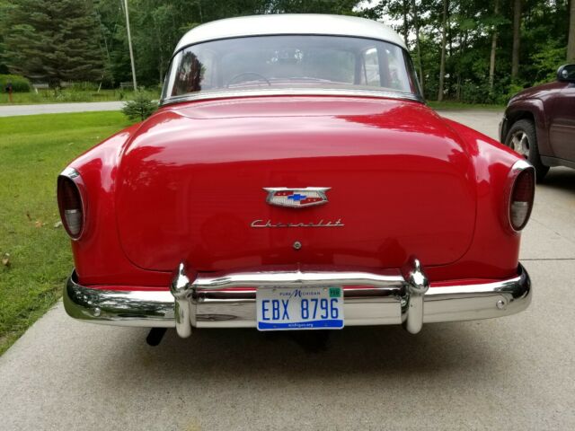 Chevrolet Bel Air/150/210 1954 image number 24