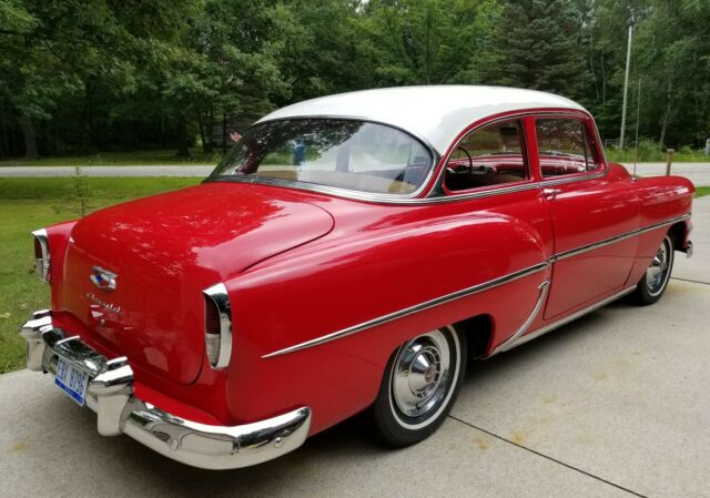 Chevrolet Bel Air/150/210 1954 image number 25