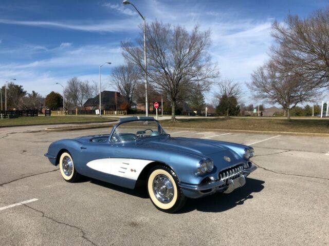 Chevrolet Corvette 1959 image number 44