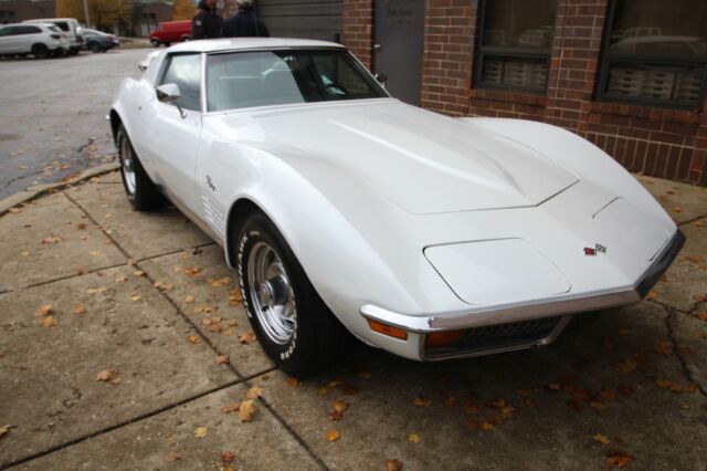 Chevrolet Corvette 1972 image number 30