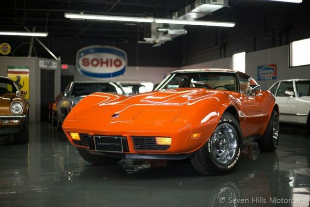 Chevrolet Corvette 1975 image number 0