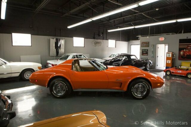 Chevrolet Corvette 1975 image number 5