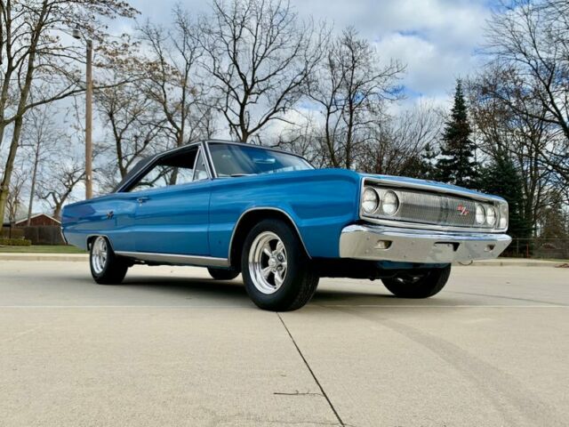 Dodge Coronet 1967 image number 0