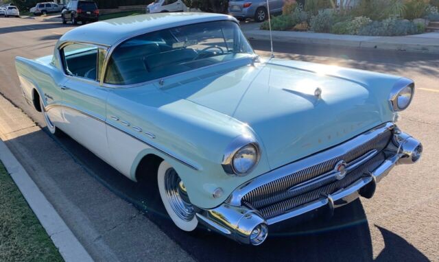 Buick Roadmaster 1957 image number 23