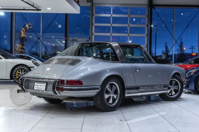 Porsche 911 1971 image number 12