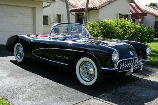 Chevrolet Corvette 1957 image number 30