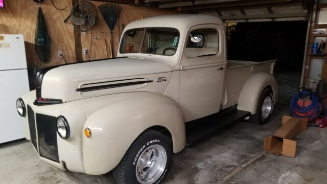 Ford Pickup 1946 image number 15