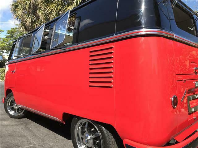 Volkswagen Bus/Vanagon 1961 image number 11