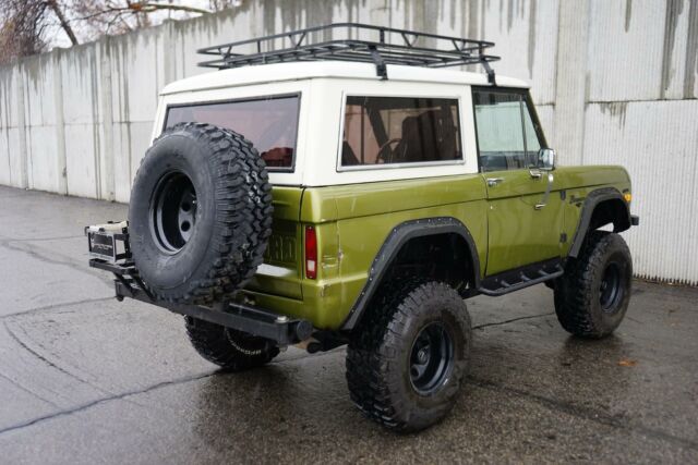 Ford Bronco 1974 image number 16