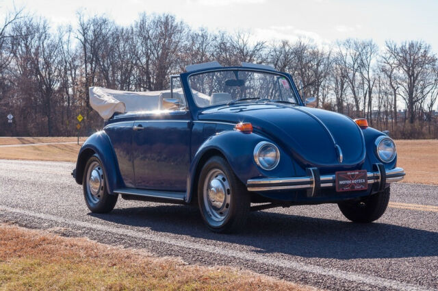 Volkswagen Super Beetle 1971 image number 22