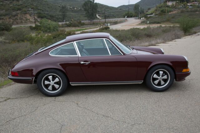 Porsche 911 1971 image number 6