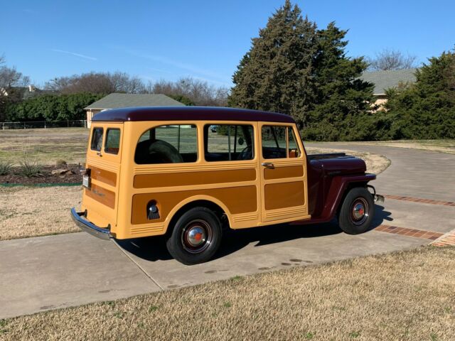 Willys Jeep Station Wagon 1947 image number 1