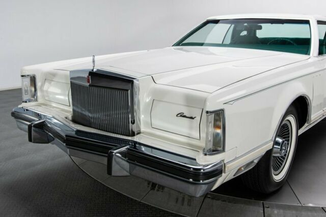 Lincoln Continental 1977 image number 10