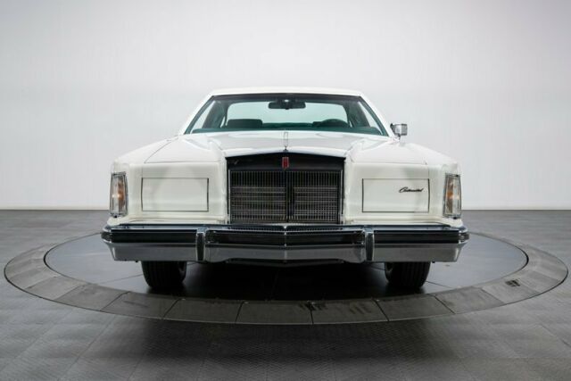 Lincoln Continental 1977 image number 11