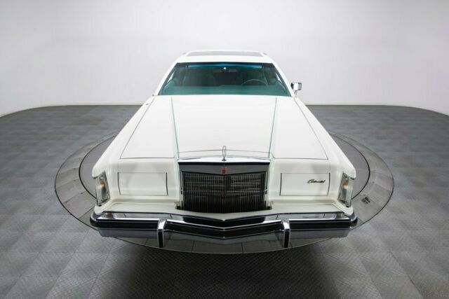 Lincoln Continental 1977 image number 12