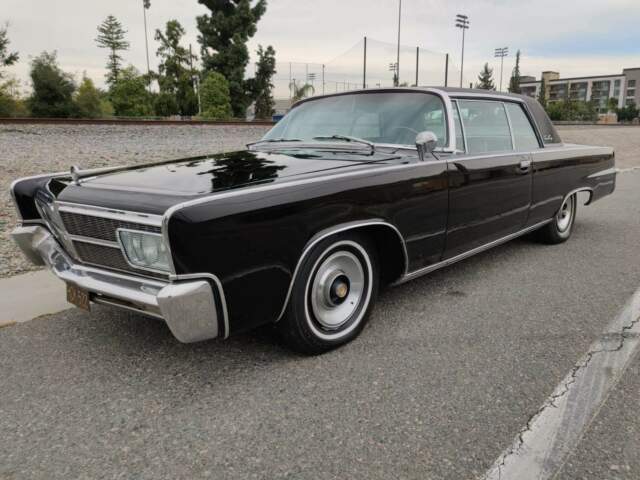 Chrysler Imperial 1965 image number 0