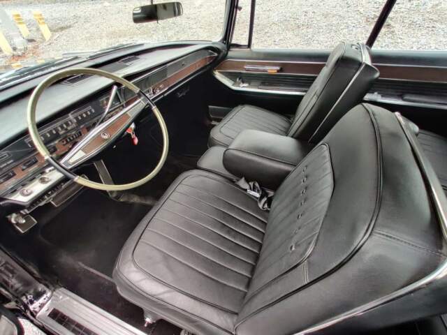 Chrysler Imperial 1965 image number 12