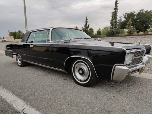 Chrysler Imperial 1965 image number 25