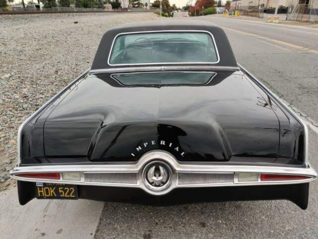 Chrysler Imperial 1965 image number 7