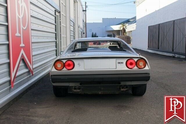 Ferrari 308 GTB 1977 image number 3