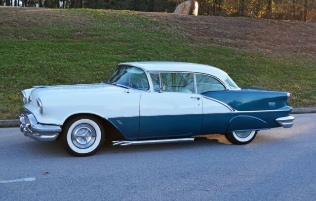 Oldsmobile Eighty-Eight 1956 image number 19