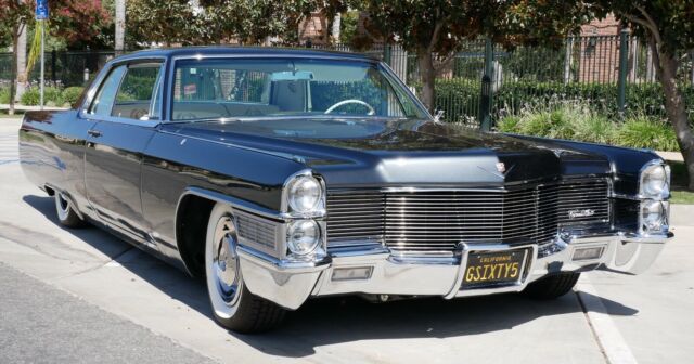 Cadillac DeVille 1965 image number 0