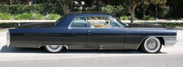 Cadillac DeVille 1965 image number 6